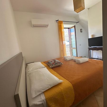 Apartamento Domus Aurea Borgo House Cefalú Exterior foto
